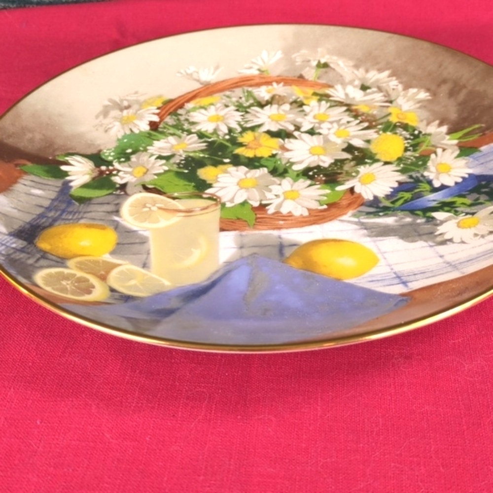 "Daisies"  1988 Collector Plate Bradford Exchange Flowers Of Your Garden Series - Picture 5 of 7